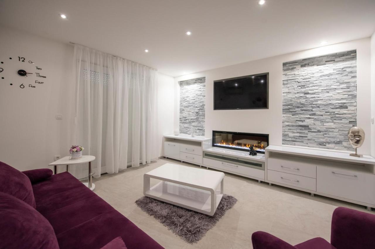 Lions Apartment 스플리트 외부 사진